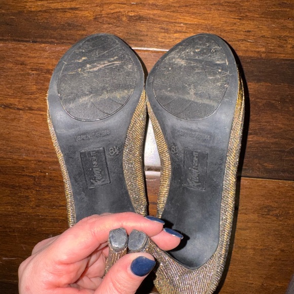 FIONI Clothing Shimmering Silver Heels - Picture 5 of 5